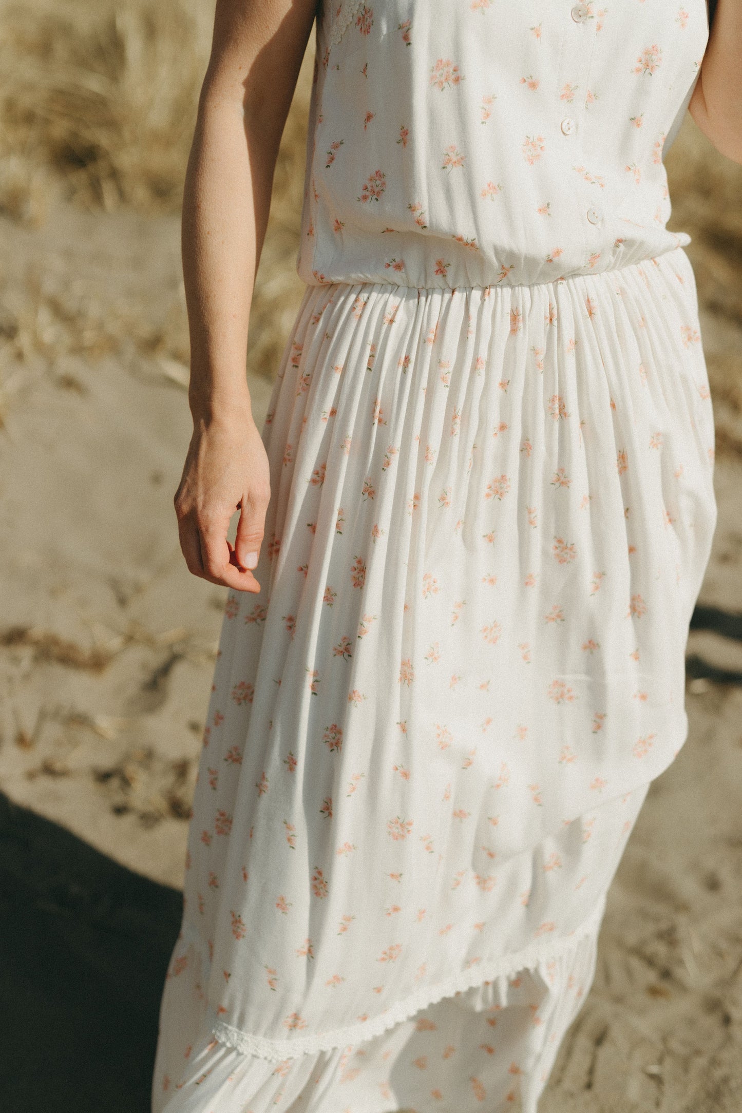 Grace Dress in White Blossom